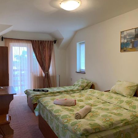فندق Casa Zmeilor تاشناد المظهر الخارجي الصورة