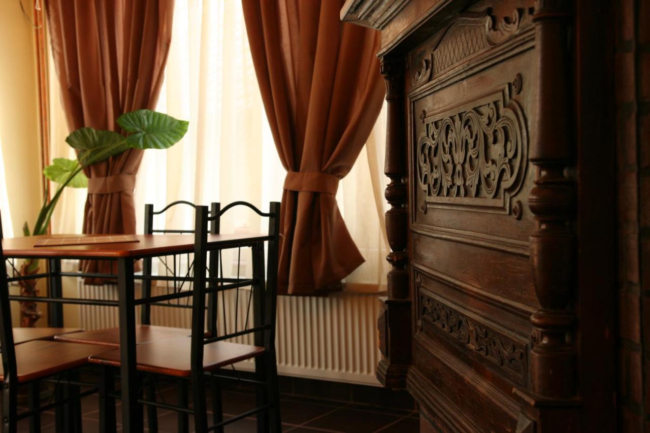 فندق Casa Zmeilor تاشناد المظهر الخارجي الصورة